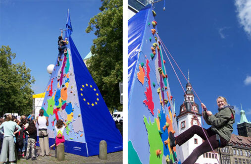 Europa-Kletterpyramide im Einsatz